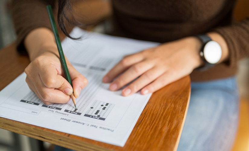 Respondre l'exàmen de selectivitat